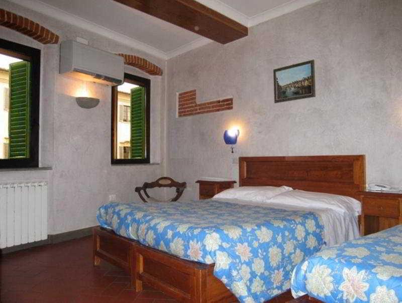 Hotel Lorena Firenze Bagian luar foto