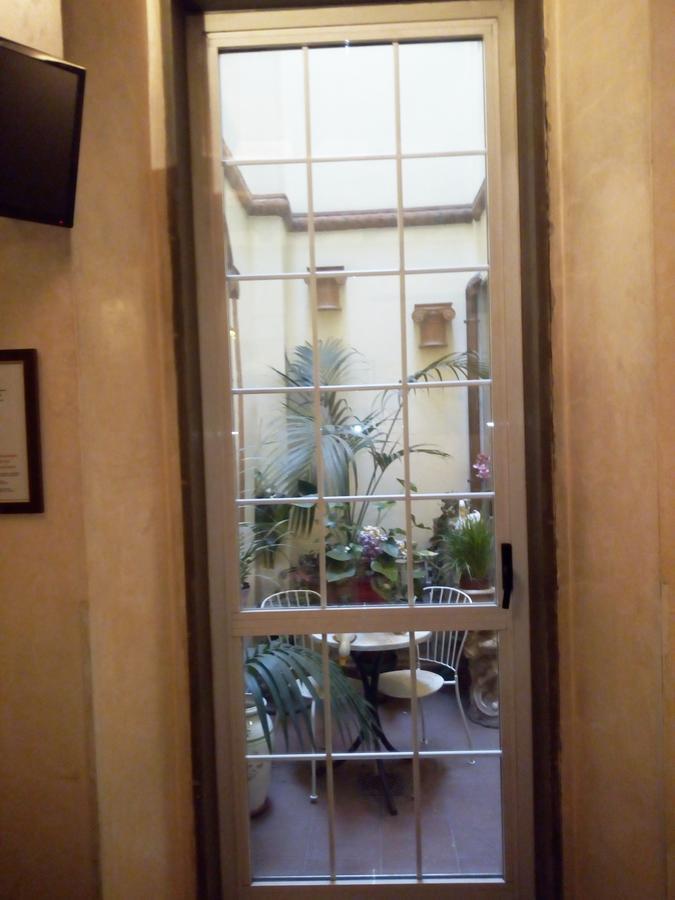 Hotel Lorena Firenze Bagian luar foto